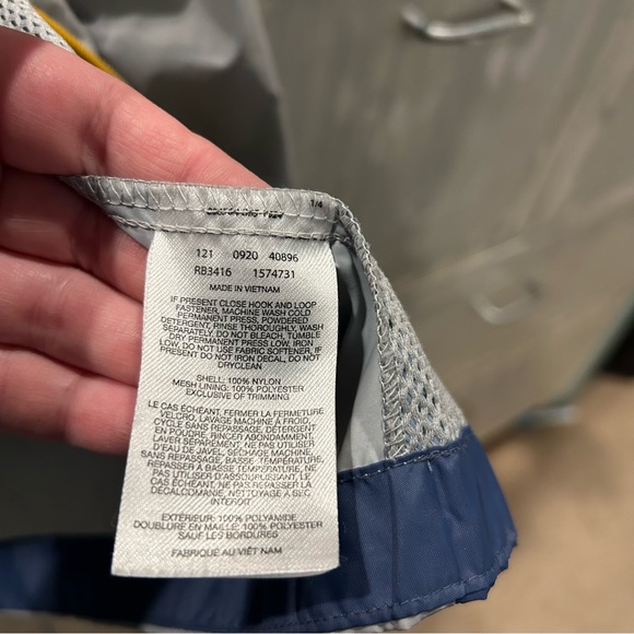 Preowned Boys Columbia Windbreaker Size XS Gray Blue - Picture 6 of 6